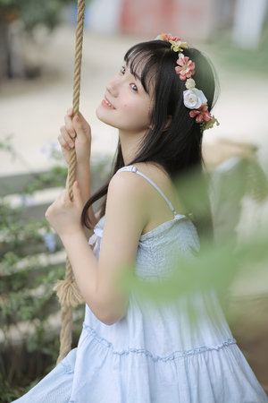 被两个闺蜜调教成白丝的小说
