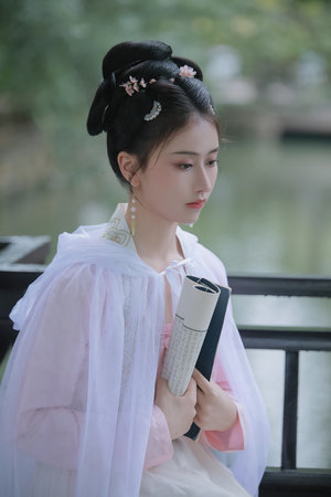 成年18禁美女网站免费进入